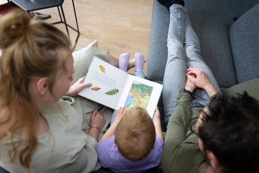 draagmoeder en kinderen